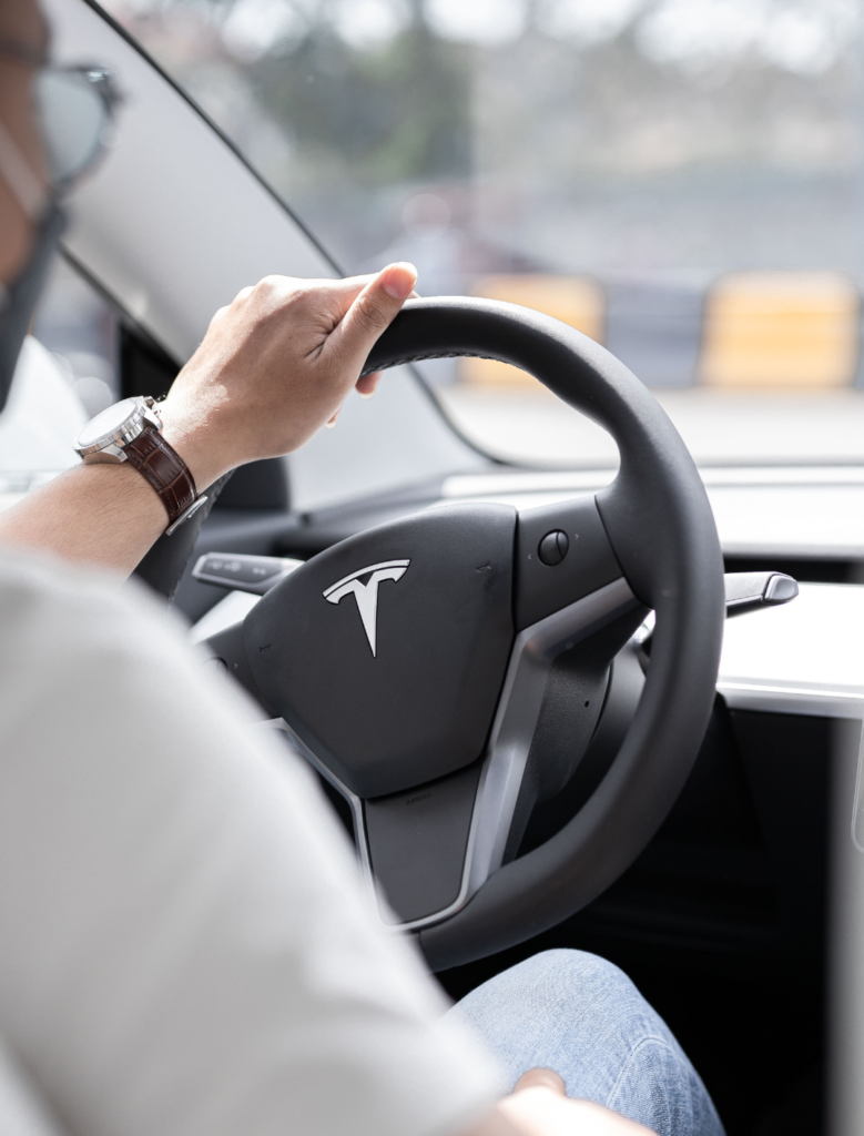Réservation VTC VEHICULE TESLA 